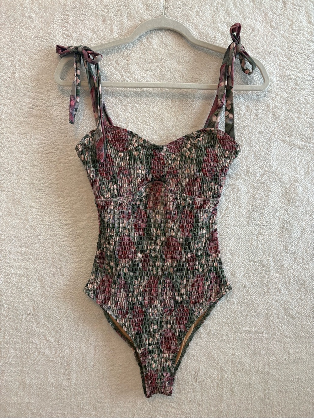 Geode Lotus Smocked Floral Print Sweetheart Neckline One Piece Swimsuit Small